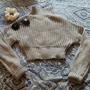Cropped sweater turtle neck
